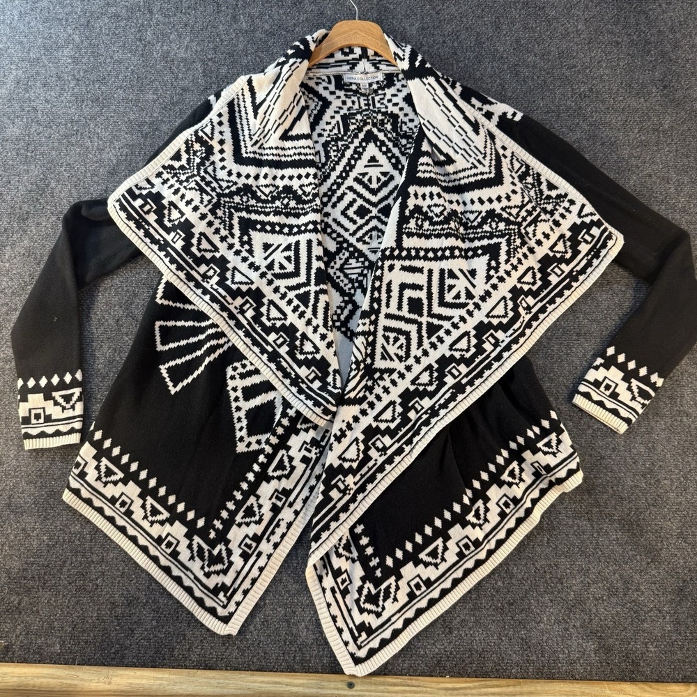 Hera Collection Aztec Tribal Open Front Waterfall Cardigan Sweater S/M Black